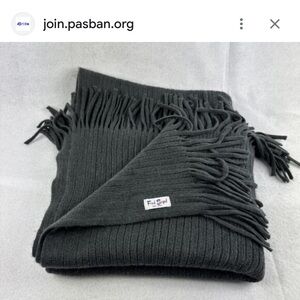 Fred Segal Gray Cashmere Throw 56' x 60' Super Soft EUC